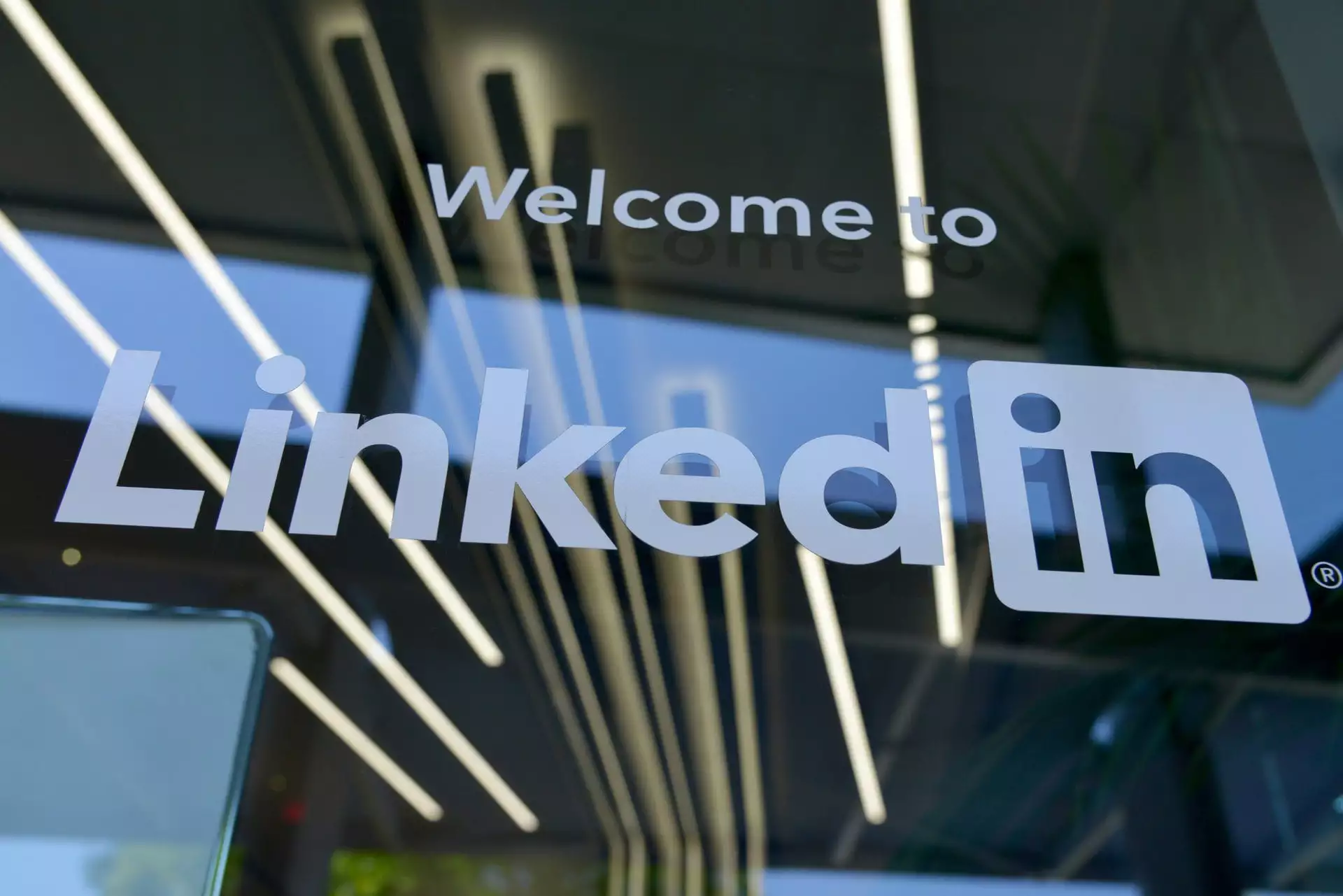 How to network on Linkedin